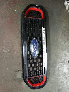 Ford Ranger Thunder Stormtrack T8  Front Grill 2019 2020 2021 2022 Model