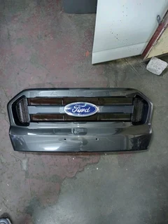 FORD RANGER T7 FRONT GRILL