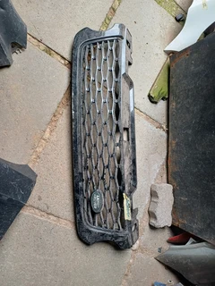 RANGE ROVER SPORT SVR L494 FRONT GRILL 2015 2016 2017 MODEL