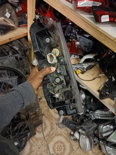 MERCEDES BENZ X CLASS W470 BAKKIE RIGHT LED TAILLIGHT 2018 2019 2020 2021 2022 2023 MODEL