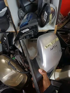 AUDI Q7 LEFT SIDE MIRROR 2007 2008 2009 2010 MODEL