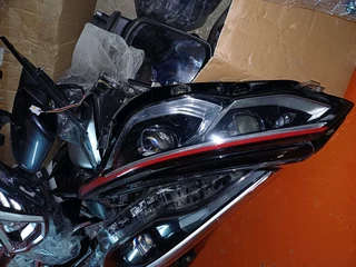 VW GOLF 8 GTI LEFT XENON LED HEADLIGHT 2022 2023 2024 MODEL