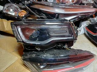 Jeep Grand Cherokee Wk2 Srt8  Left Led Xenon Headlight 2014 2015 2016 2017 2018 2019 2020 Model