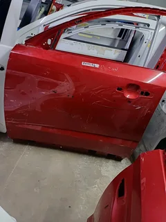 Jaguar E-pace X540 Front Left Door 2017 2018 2019 2020 2021 2022 2023 2024 Model