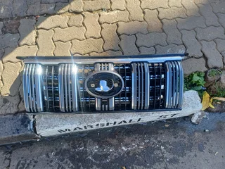 Toyota Land Cruiser Prado Fj150 Front Grill 2017 2018 2019 2023 2024 Model