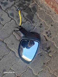 RENAULT CLIO 4 RIGHT SIDE MIRROR