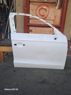 Audi A1 Hatchback Front Right Door 2012 2013 2014 2015 2016 2017 2018 Model