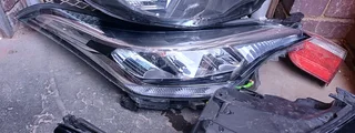 BMW X6 E71 RIGHT XENON HEADLIGHT 2008 2010 2011 2012 2013 2014 MODEL