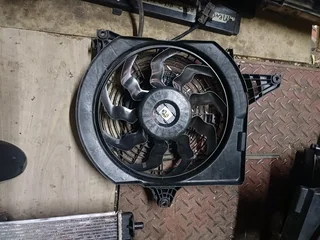 Hyundai Grand Starex Radiator Fan 2007 2008 2009 2010 2011 2012 Model
