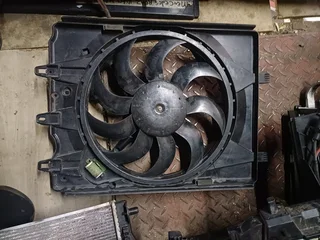 FIAT 500L RADIATOR FAN 2013  MODEL