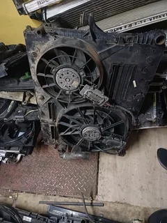 AUDI Q7 SQ7 RADIATOR SET 2007 2008 2009 2010 2011 2012 2013 2014 2015 MODEL