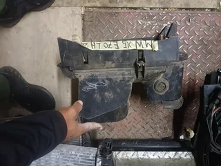 BMW X5 E70 AC CONDENSOR