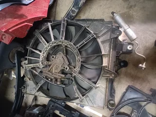 Jeep Grand Cherokee Radiator Set  , Intercooler, Radiator Fan 2005 2006 2007 2008 2009 2010 Model