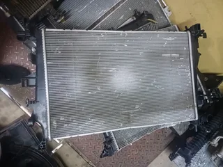 JEEP RENEGADE RADIATOR  2015 2016 2017 2018 2019 2020 2021 2022 2023 2024 MODEL