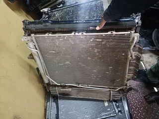 KIA SORENTO RADIATOR, AC CONDENSOR AND INTERCOOLER 2006 2007 2008 2009 2010 2011 2012 2013 2014 MODE