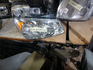 Nissan Nv200 Right Headlight