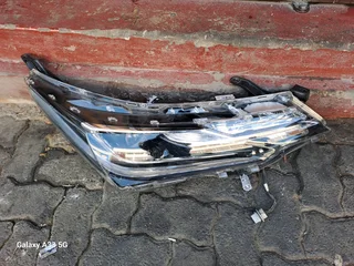 TOYOTA COROLLA PRESTIGE RIGHT LED HEADLIGHT 2017 2018 2019 2020 2021 MODEL