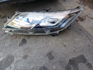 Mitsubishi Eclipse Cross Left Led Headlight 2017 2018 2019 2020 2021 2022 Model