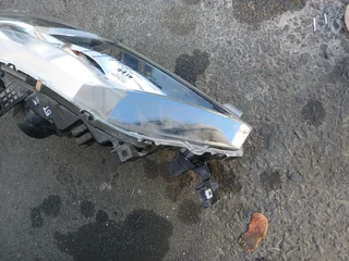 MITSUBISHI ECLIPSE CROSS LEFT LED HEADLIGHT 2017 2018 2019 2020 2021 2022 MODEL