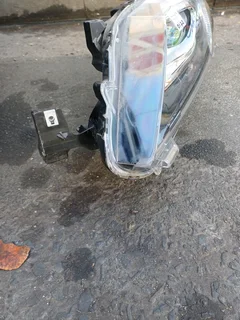 MITSUBISHI ECLIPSE CROSS LEFT LED HEADLIGHT 2017 2018 2019 2020 2021 2022 MODEL