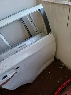 ISUZU MU-X MUX BACK RIGHT DOOR 2022 2023 2024 2025 MODEL