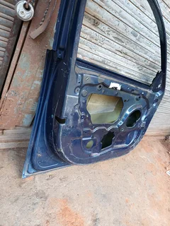 JAGUAR XE X760 FRONT LEFT DOOR 2014 2015 2016 2017 2018 2019 2020 2021 2022 2024 MODEL