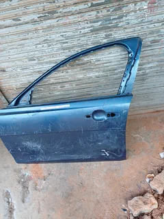 JAGUAR XE X760 FRONT LEFT DOOR 2014 2015 2016 2017 2018 2019 2020 2021 2022 2024 MODEL