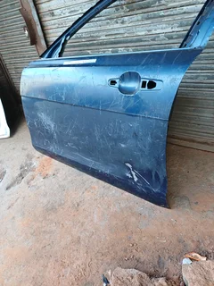 JAGUAR XE X760 FRONT LEFT DOOR 2014 2015 2016 2017 2018 2019 2020 2021 2022 2024 MODEL