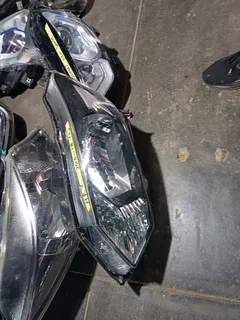 Honda Hr-v Hrv Left Normal Headlight 2015 2016 2017 2018 Model