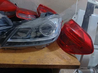 MERCEDES-BENZ C CLASS W204 FACELIFT LED XENON HEADLIGHTS