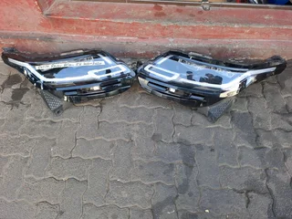 LAND ROVER RANGE ROVER VELAR L560 XENON LED HEADLIGHTS 2018 2019 2020 2021 2022 2023 2024 MODEL