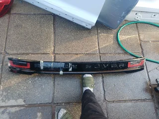 Land Rover Range Rover Velar L560 Center Led Taillight 2017 2018 2019 2020 2021 Model