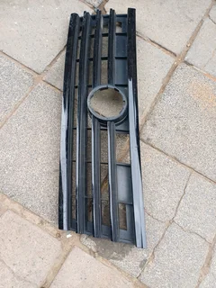 VW TOUAREG III 3 RLINE FRONT GRILL 2018 2019 2020 2021 2022 2023 MODEL