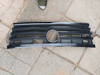 VW TOUAREG III 3 RLINE FRONT GRILL 2018 2019 2020 2021 2022 2023 MODEL