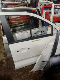 Ford Ranger T9 Wildtrack Platinum Front Right Door 2022 2023 2024 2025 Model