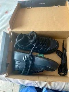 Now Selling Bathu Journey 3.0 Sneakers Size 3