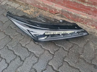 MG HS SUV RIGHT LED HEADLIGHT 2023 2024 2025 MODEL