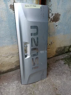 Isuzu D-max V-cross Tailgate 2022 2023 2024 2025 Model