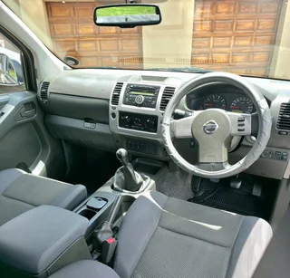 2011 Nissan Navara 2.5DCI