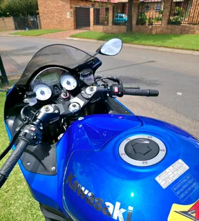 2013 Kawasaki NINJA ZX14R- COLLECTORS BIKE! - URGENT SALE!