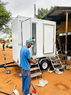 MOBILE Toilets