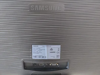 Samsung 23 inch Full HD LED monitor in excellent condition