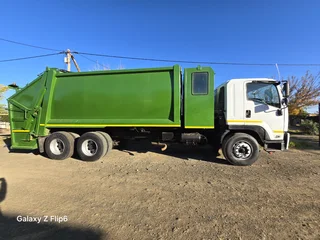 2019 - Ad posted by thato.luyanda.9 icloud.com