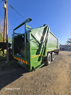 2019 - Ad posted by thato.luyanda.9 icloud.com