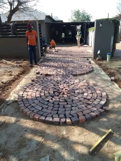 Cobble half brick paving,