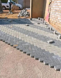 Specialists for Bevel paving and interlocking paving,