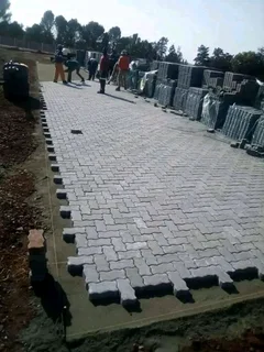 Specialists for Bevel paving and interlocking paving,