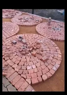 Cobble half brick paving