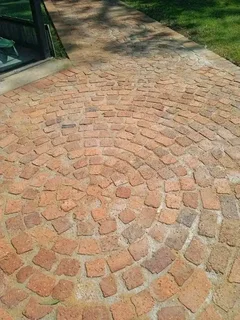 Cobble half brick Paving,