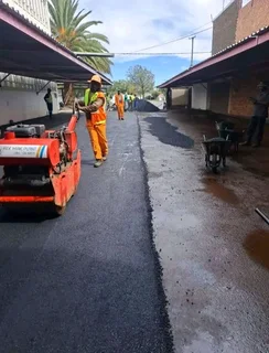 TAR SURFACING